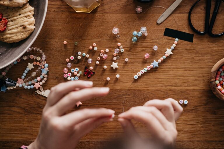Beaded Bracelet Tutorial: Beginner Jewelry Making