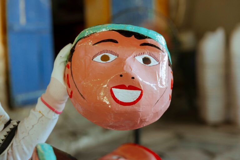 Paper Mache Bowl: Easy Beginner Craft Tutorial